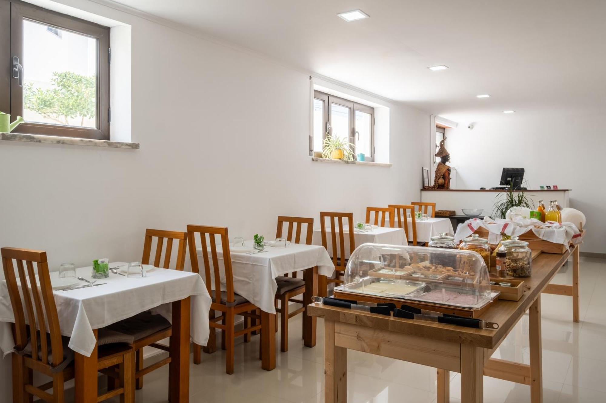 West Side Guesthouse Peniche Exterior foto