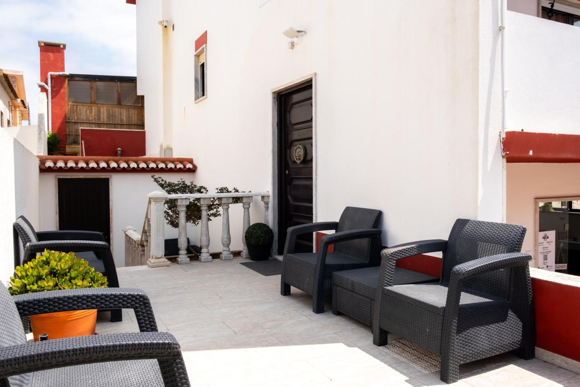 West Side Guesthouse Peniche Exterior foto