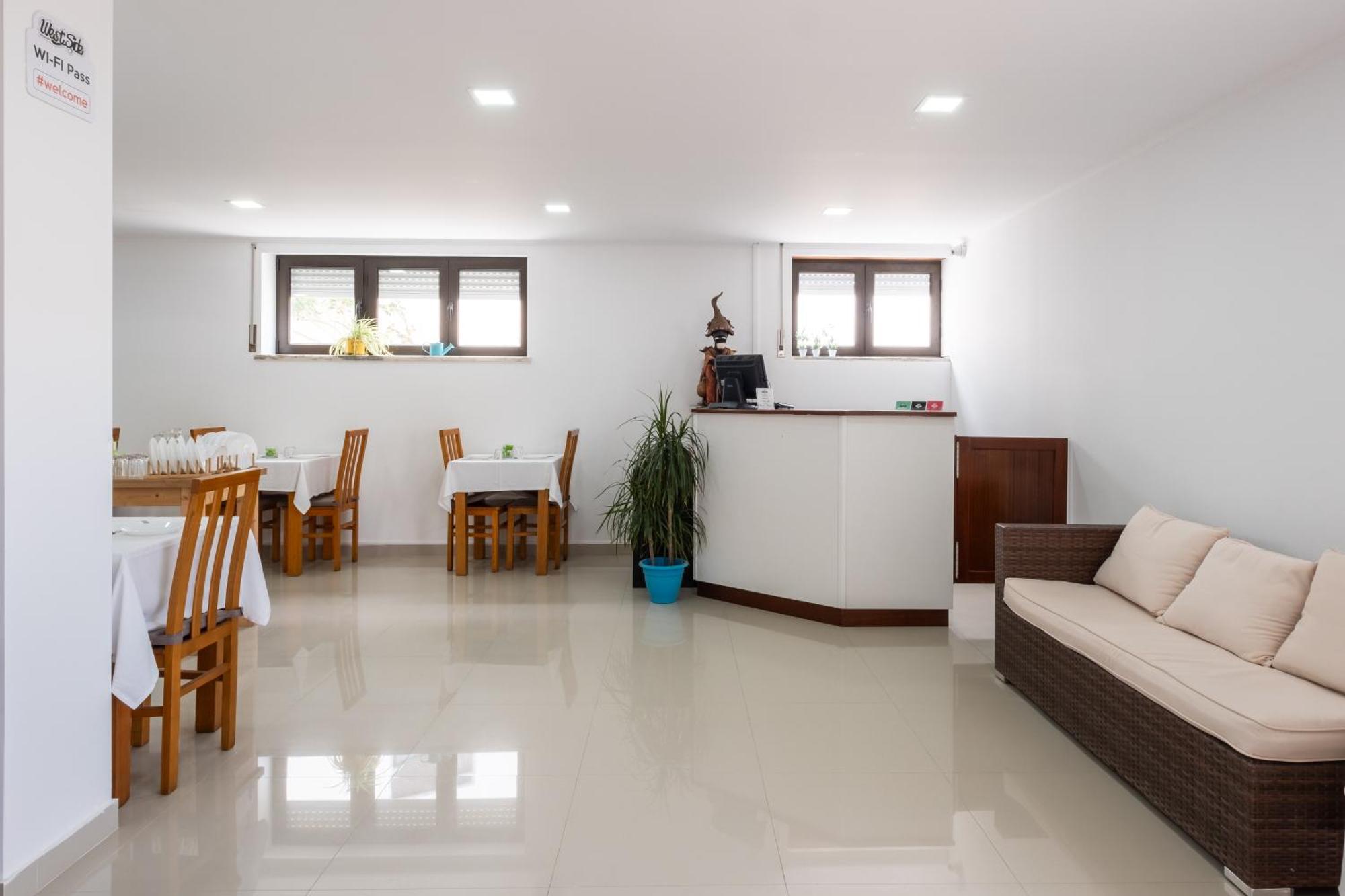 West Side Guesthouse Peniche Exterior foto
